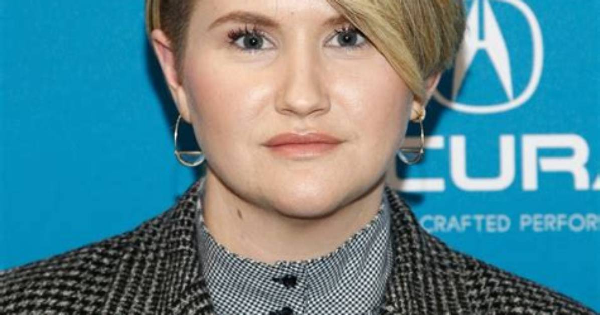 Does Jillian Bell Actually Do Stand up the Truth Behind Her
