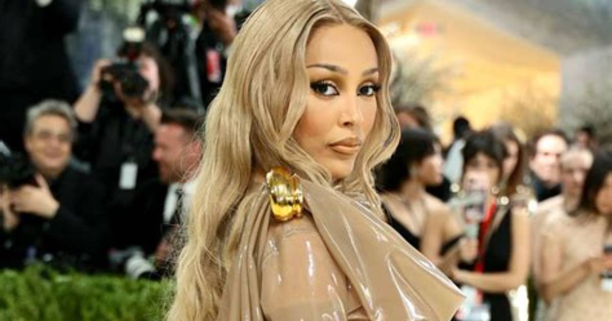Doja Cat Shocks Met Gala with Blonde Hair Debut Is a New Album