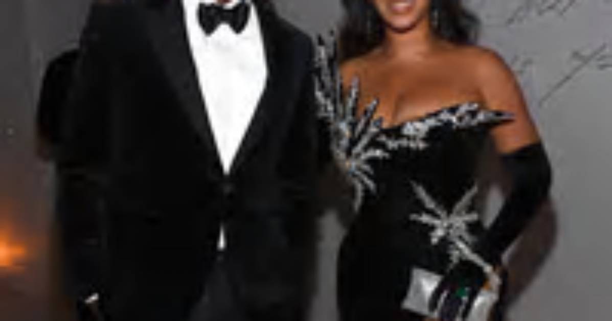 Fact Check the Myth of Beyonce S Folding Stomach And