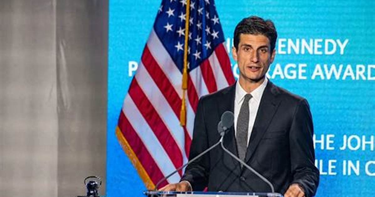 Fact Check Who Is the Grandson of Fiji Water S Owner and Is The