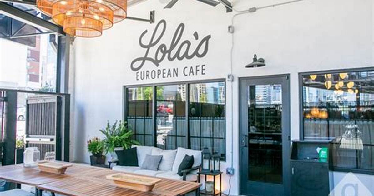 First Look Inside Cafe Lola S New Viral Cinnamon Roll Debut In