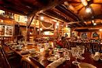 Hosting Banquets at Salem Cross Inn: Capacity, Menus, and Event Planning Essentials