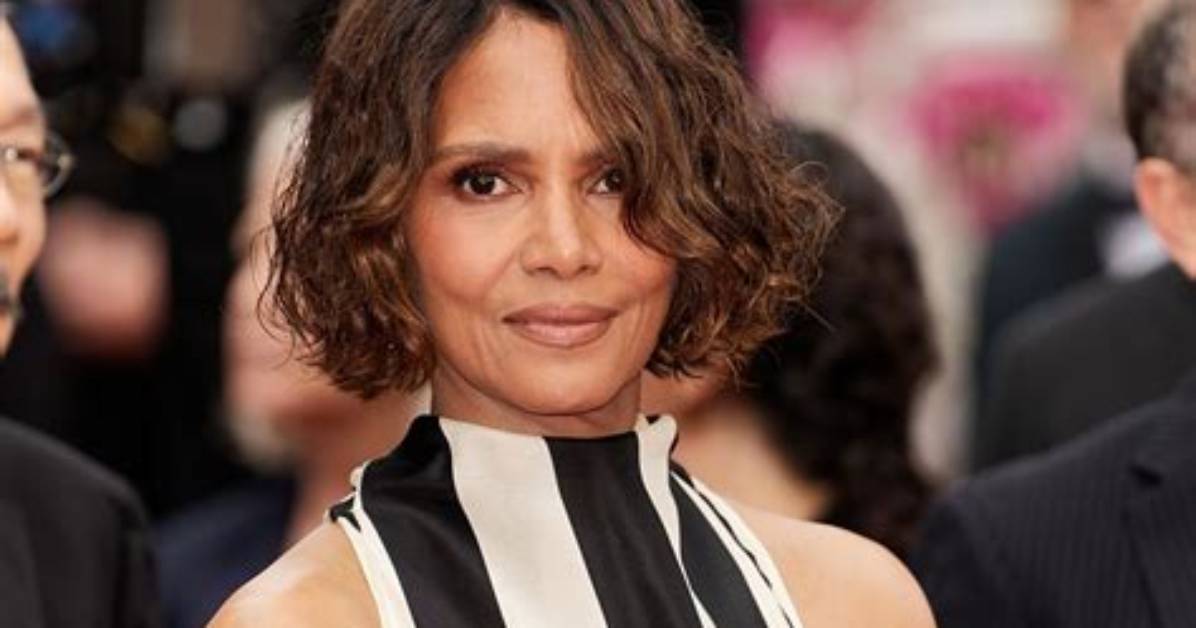 How Halle Berry S Viral 90S Throwback Broke the Internet And