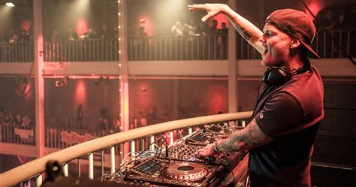 Inside Avicii S Final Days in Oman the Extreme Pressure Behind His