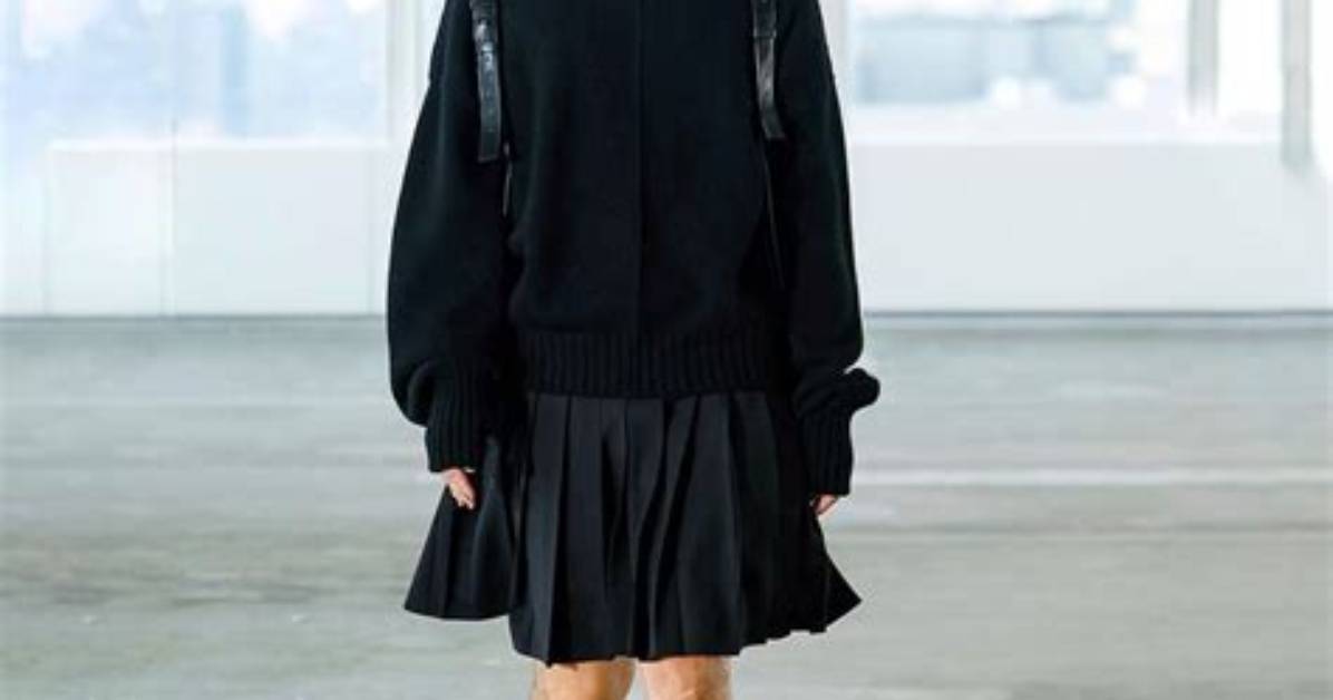 Inside Blake Abbie S High Fashion World Magazine Editor To