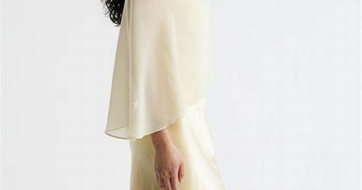 Is Reformation S Lilibeth Silk Dress Worth the Hype Fabric Fit And