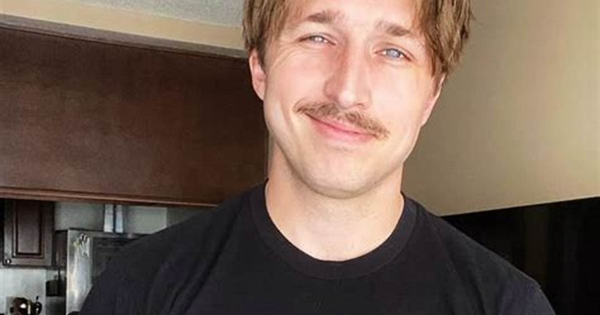 Is Shayne Topp Bisexual the Truth Behind the Viral Smosh Rumors and His