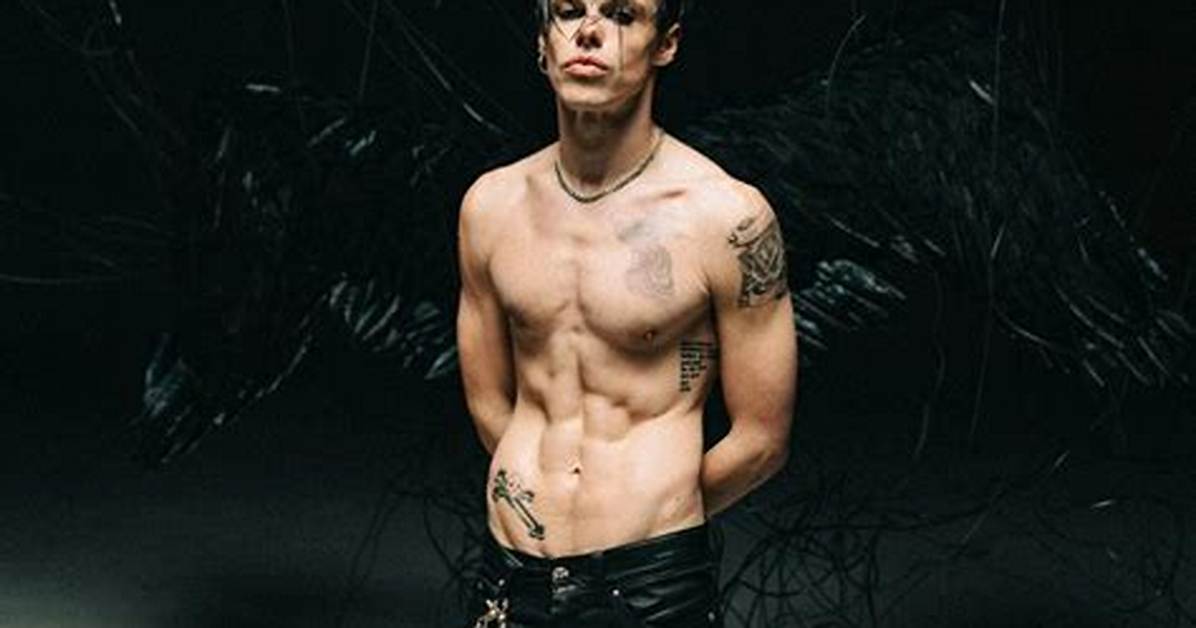 Is Yungblud Gay the Truth Behind the Rocker S Candid
