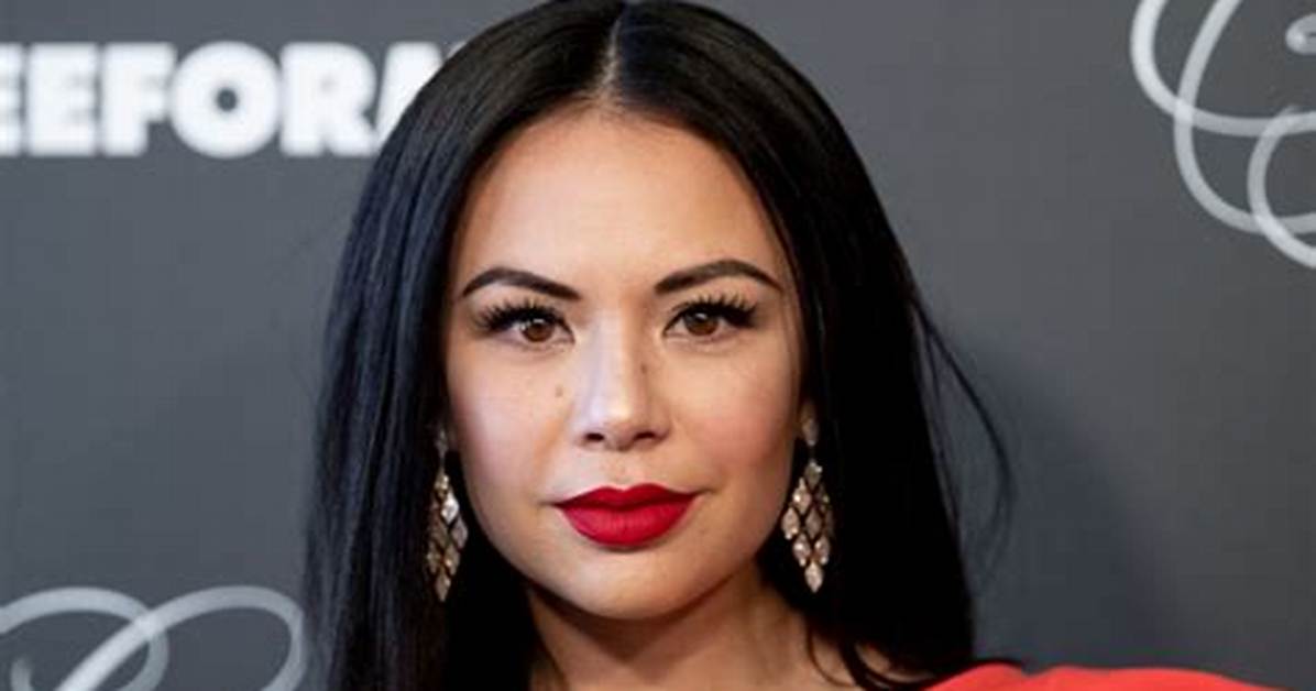 Janel Parrish Announces Separation From