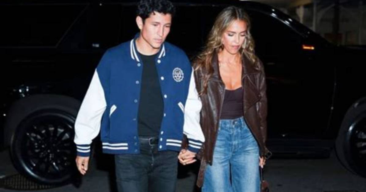 Jessica Alba S Whirlwind Week from Star Studded Y2K Party to the Front Rows of Paris