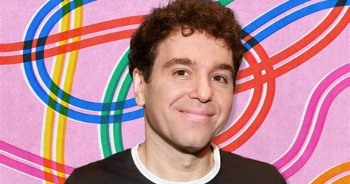 Jon Lovett Wedding Timeline How the Podcaster and Ari Schwartz Tied The