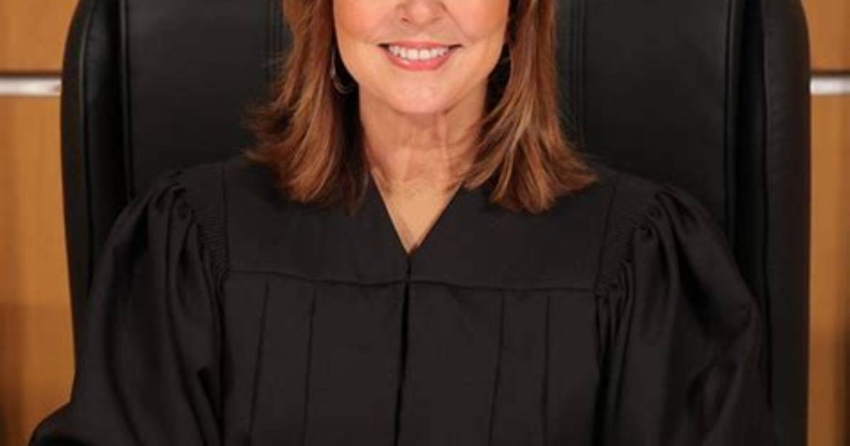 Judge Marilyn Milian S Real Height How Tall Is the Iconic Tv Judge In