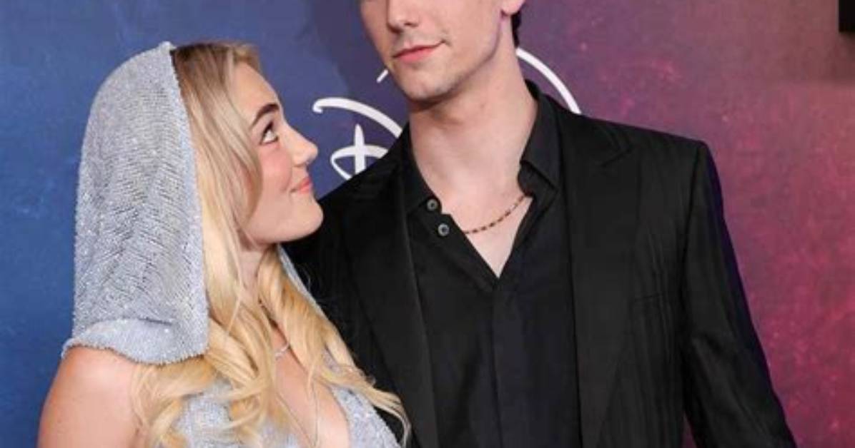 Milo Manheim Dating History Unconfirmed Rumors Red Carpets And