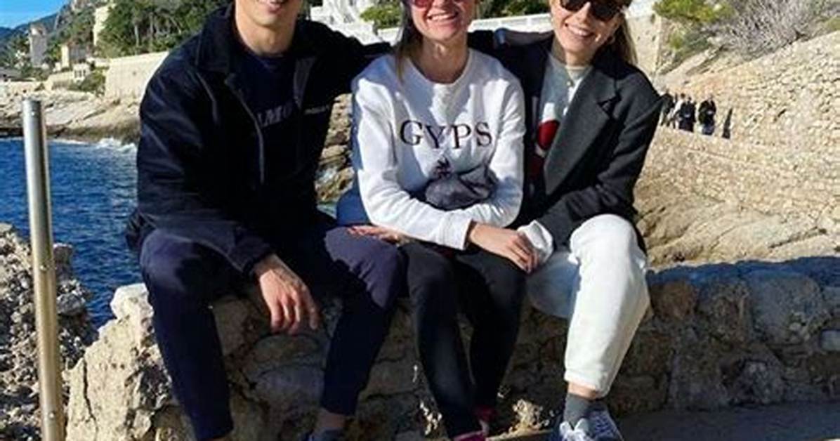 Naomi Hesseling in the Paddock Rare Photos and Moments with Nyck De