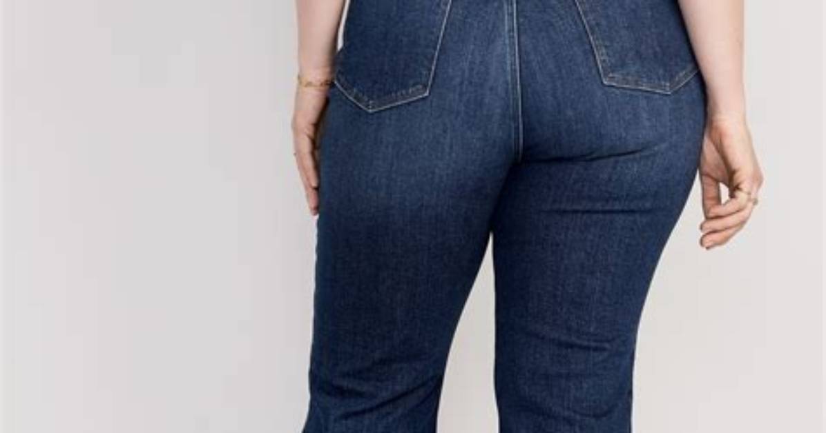 Old Navy Restocks Viral High Waisted 4 Inch Jean Shorts in Brand New