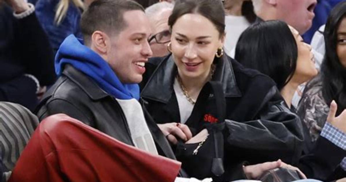 Pete Davidson S Foot Comments Timeline from Kardashian Snaps To
