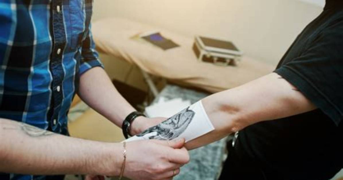 Real Ink or Temporary Art Fact Checking Ice Spice S Buzzworthy Back Of