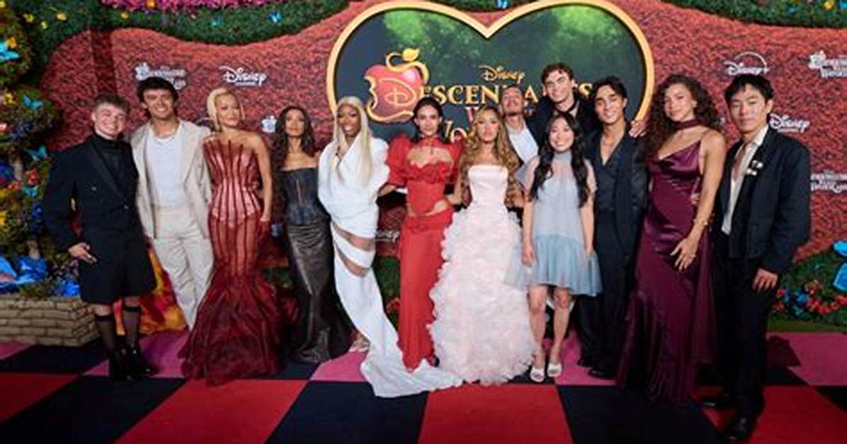 Red Carpet Photos Descendants Wicked Wonderland Cast Stuns at Academy