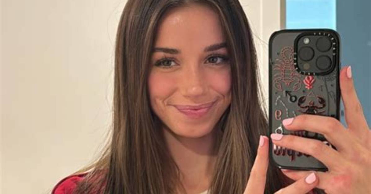 Sadie Mckenna Instagram Timeline How One Red Bikini Photo Captured