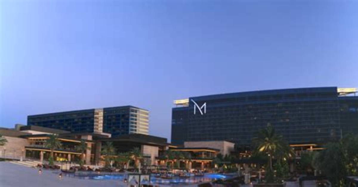 Summer at M Resort and Spa Complete Guide to Day Passes Patio Events And