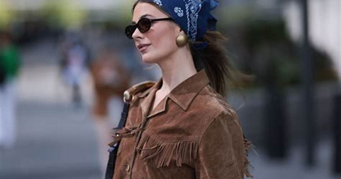 The Complete Cowgirl Bandana Style Guide Folds Knots and Outfit Combinations For