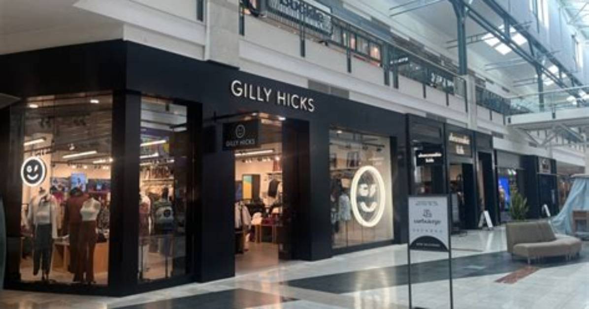 The Complete Gilly Hicks Timeline from 2014 Closures to Major