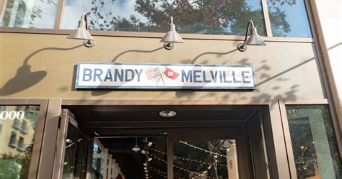 Visiting Brandy Melville on Fifth Avenue Location Guide Hours Key