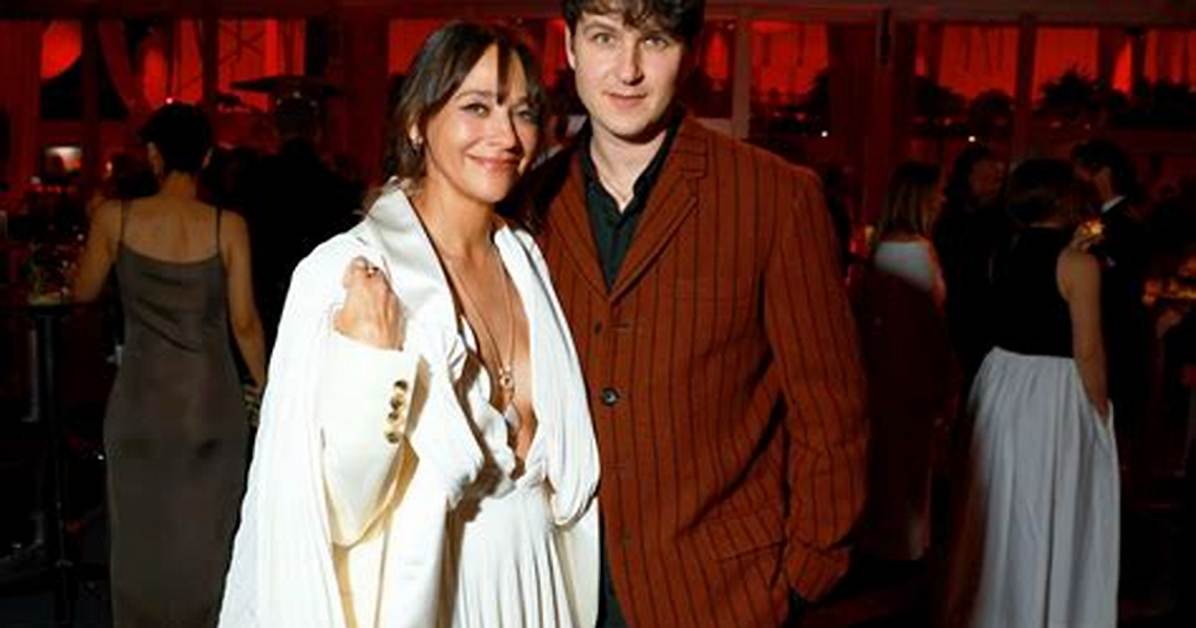 Who Is Isaiah Jones Koenig Inside Rashida Jones and Ezra Koenig S Secretive