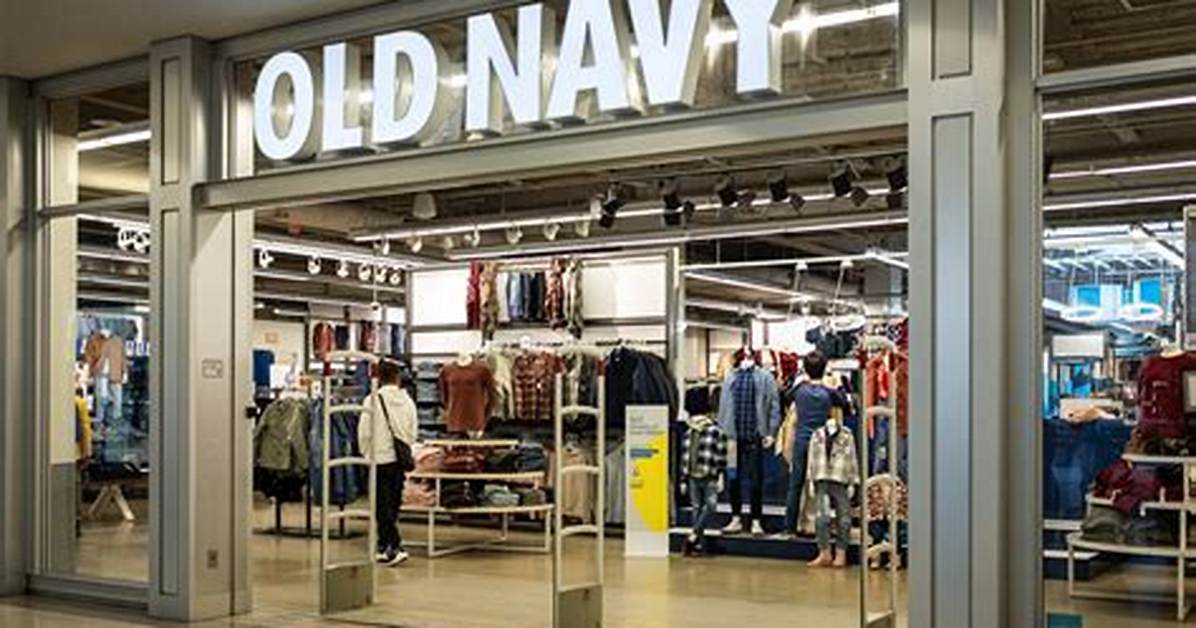 Why Everyone Is Raving About Old Navy Maternity Jeans While Retail