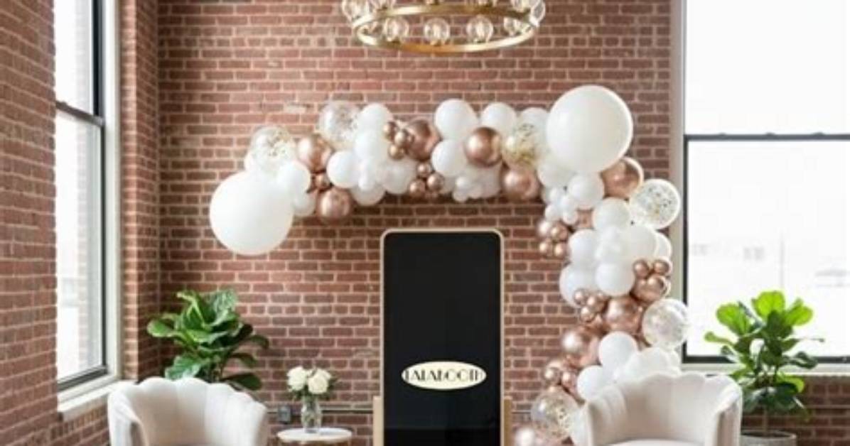 Why Houston Turned Humble Vintage Photo Booths into the City S Most Coveted New